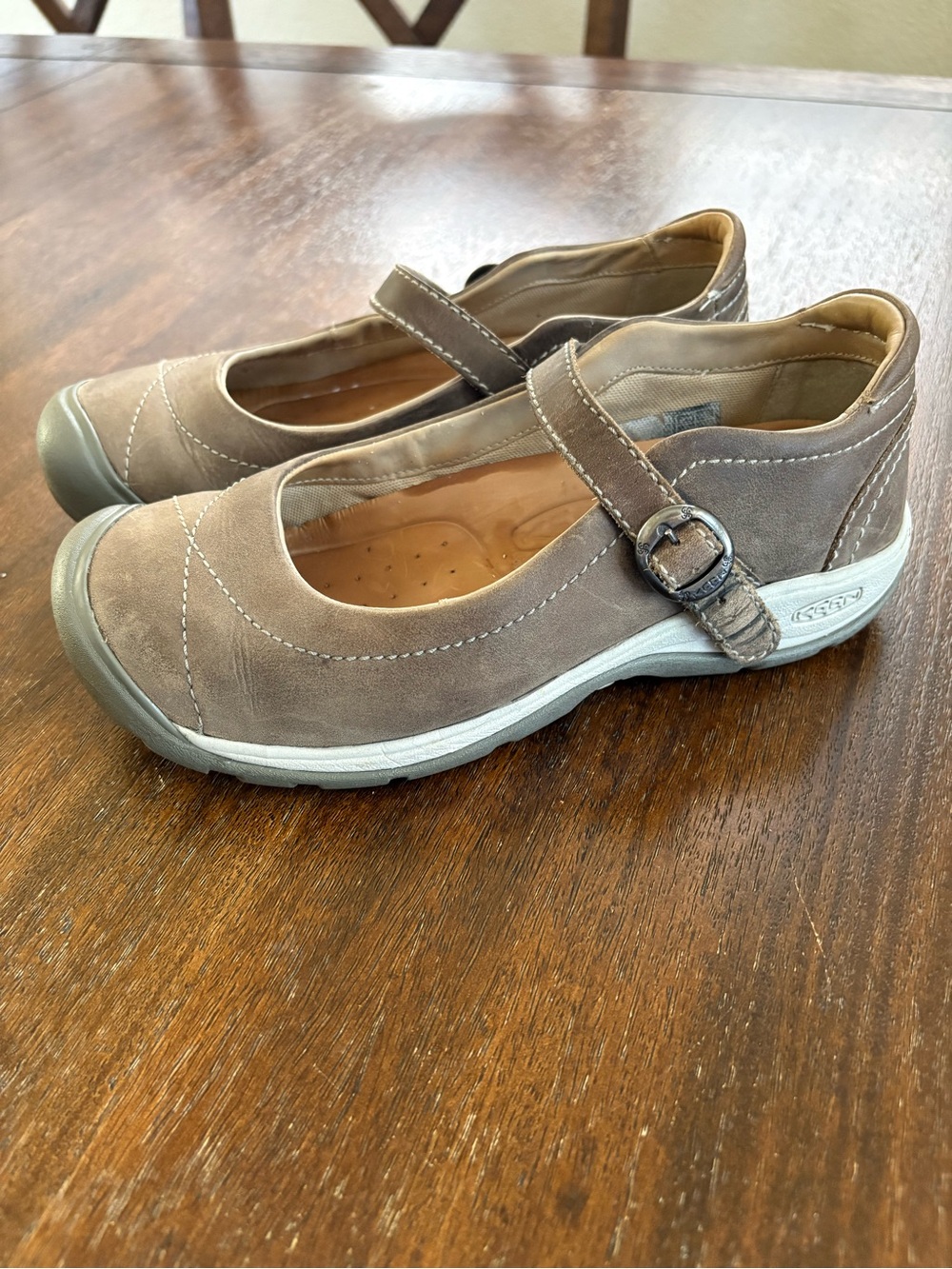 KEEN Presidio ll Shoes Women 6.5 Brown  Leather Mary Jane Adjustable Strap